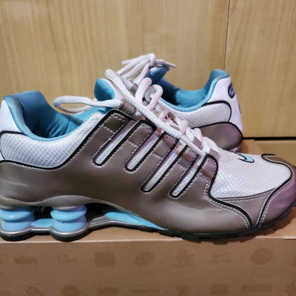 Sold on another platform. - Picture 8 of 13